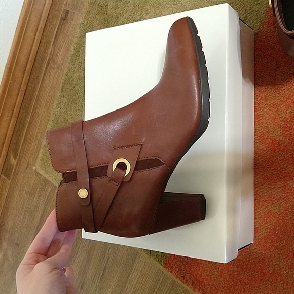 Anne Klein Genuine Leather Cognac Brown Booties 8.5 M - Picture 7 of 10